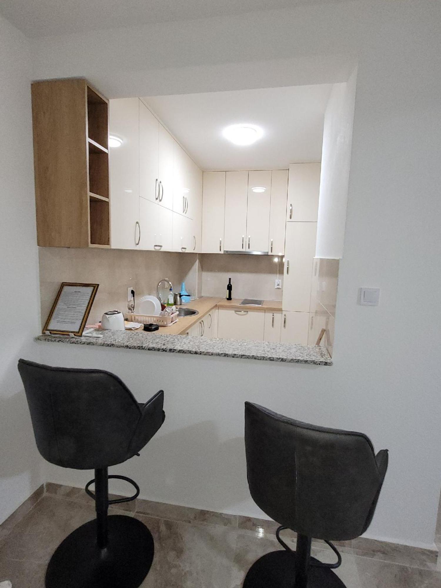 Montenegro Apartments Phoenix With Pool Bar Δωμάτιο φωτογραφία